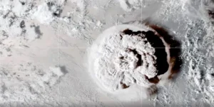 tonga_eruption_goes-17