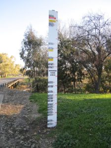 Gundagai flood marker.jpg