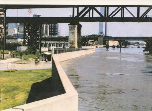 flood-stl-floodwall[1].jpg