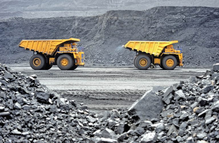 coal-mine-dump-trucks_1big_stock-319326022