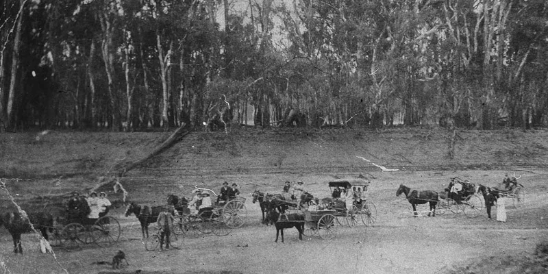 Federation  Drought  Dry Murray River Bed